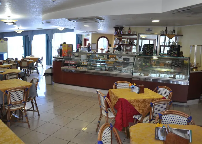 Aerhotel Phelipe SantʼEufemia Lamezia