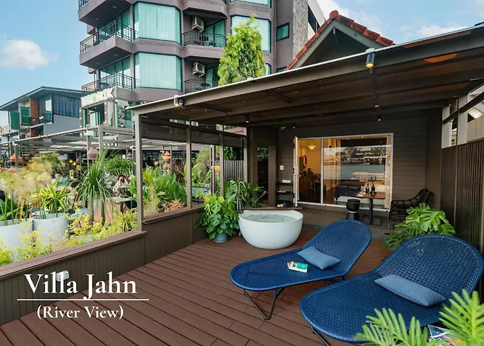 Baan Wanglang Riverside, Bangkok