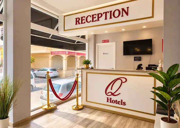 Hotel Q-Royal