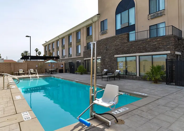 Holiday Inn Express & Suites Indio - Coachella Valley By Ihg