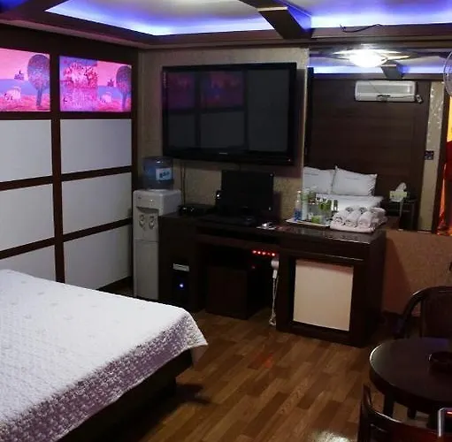 Picasso Motel Jongno
