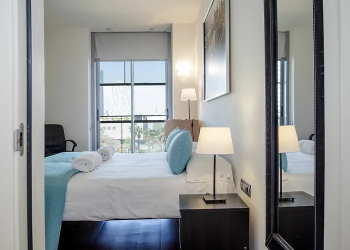 Unique Rentals-Seafront Luxe Suites
