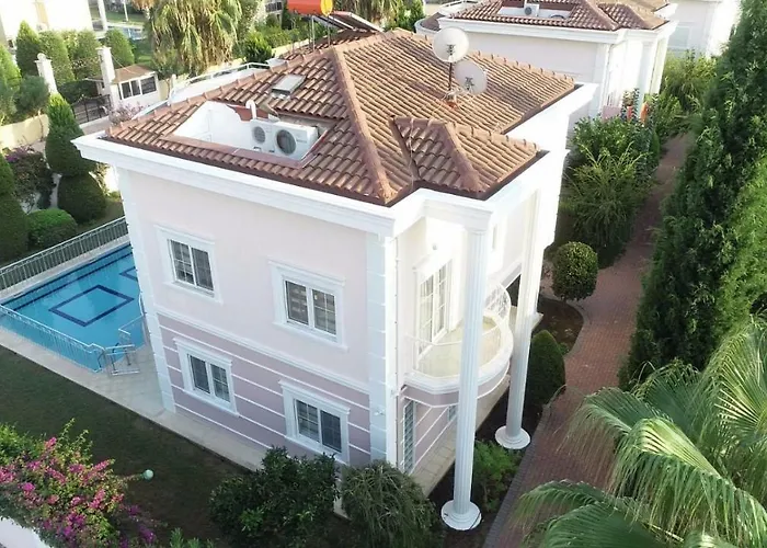 Villa Aslam, Belek Mahallesi 218 Sokak No 4C Tolerance Golf Sitesi C-1 Blok, Serik, Antalya